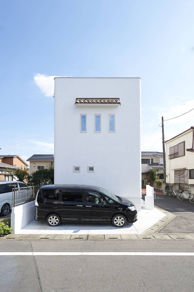 笑顔が咲く まっしろな家