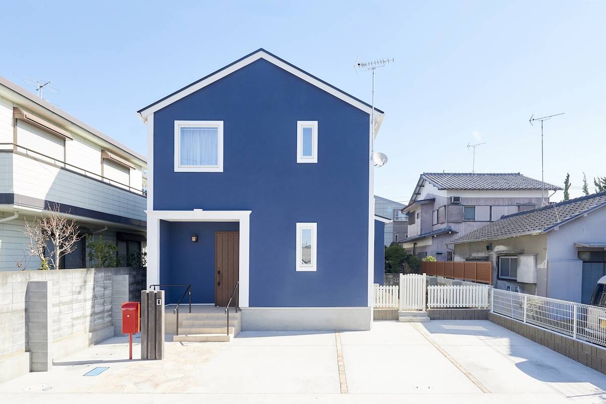 ほんのりとした明るさに満ちた北欧風のお家