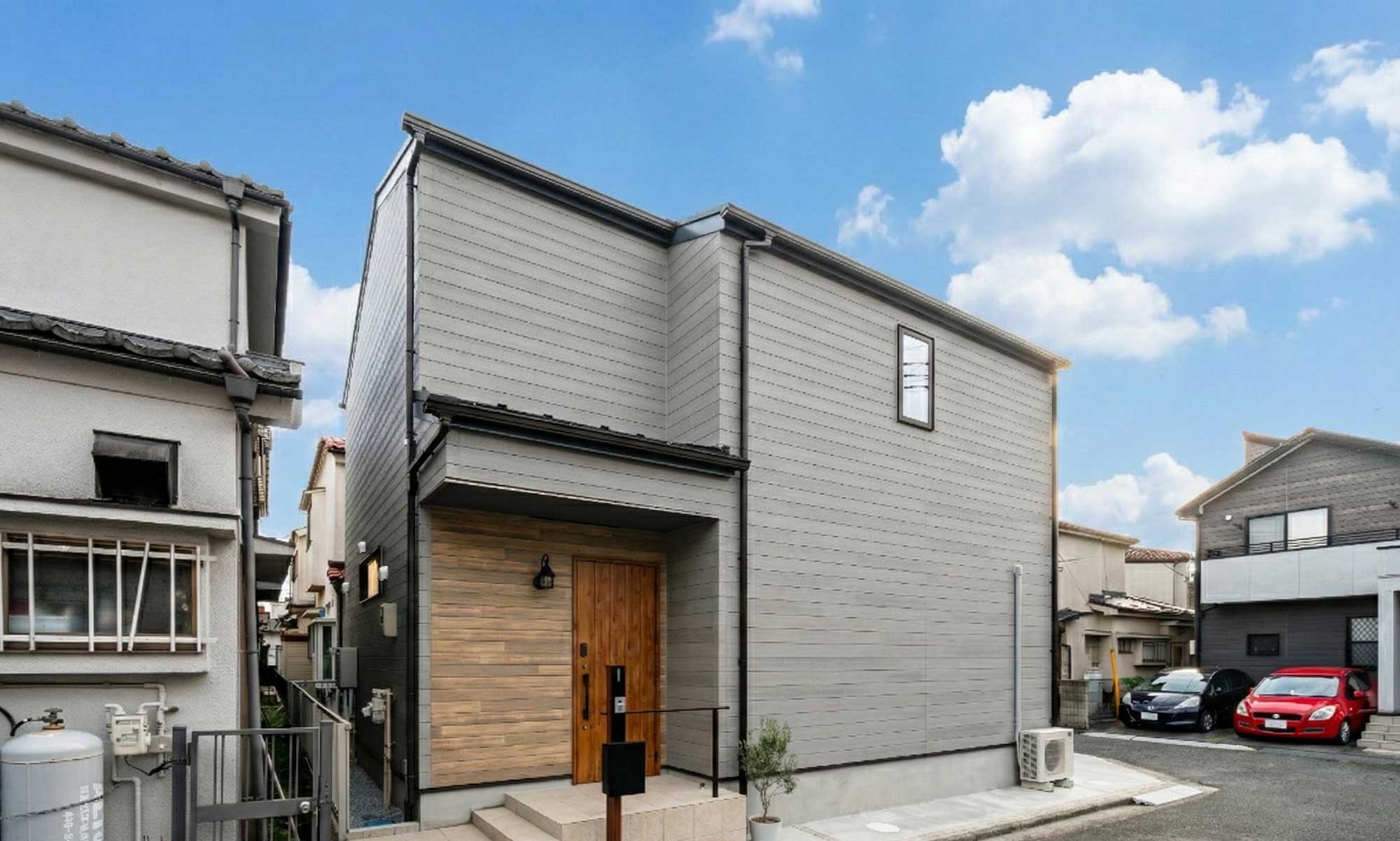 愛猫と暮らす幸せ。キャットウォークと秘密基地のある、遊び心満載の家